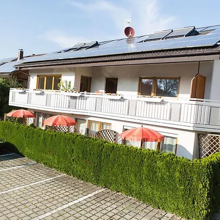 Gaestehaus Schechter Uhldingen-Muehlhofen