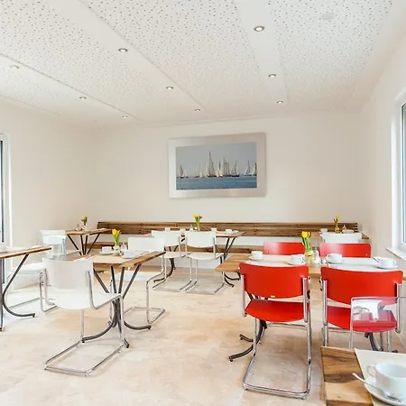 Gaestehaus Schechter Aparthotel 3*