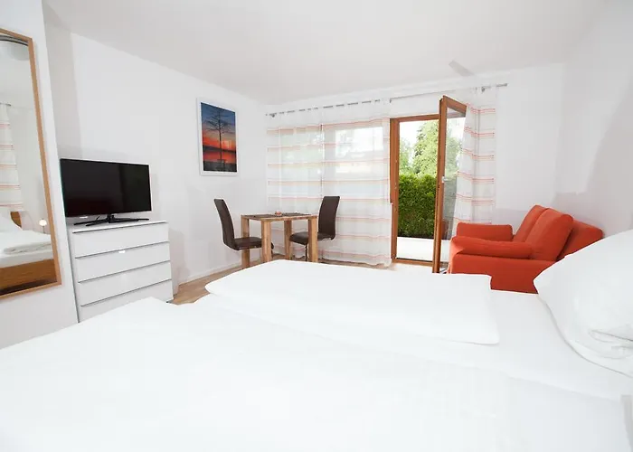 Gaestehaus Schechter 3*