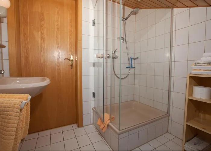 Gaestehaus Schechter Aparthotel 3*